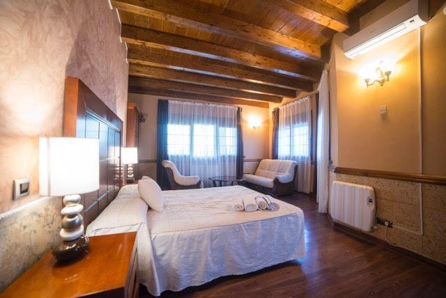 Hostal Rural & Spa Las Vistas Pastrana Bagian luar foto