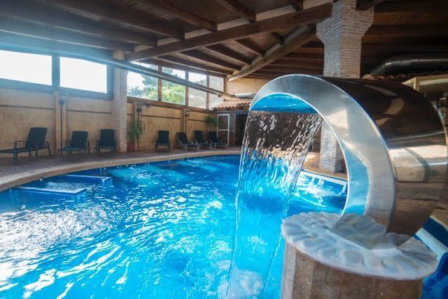 Hostal Rural & Spa Las Vistas Pastrana Bagian luar foto